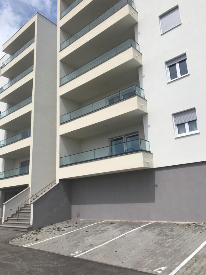 Apartment Leon มาคาร์สกา ภายนอก รูปภาพ