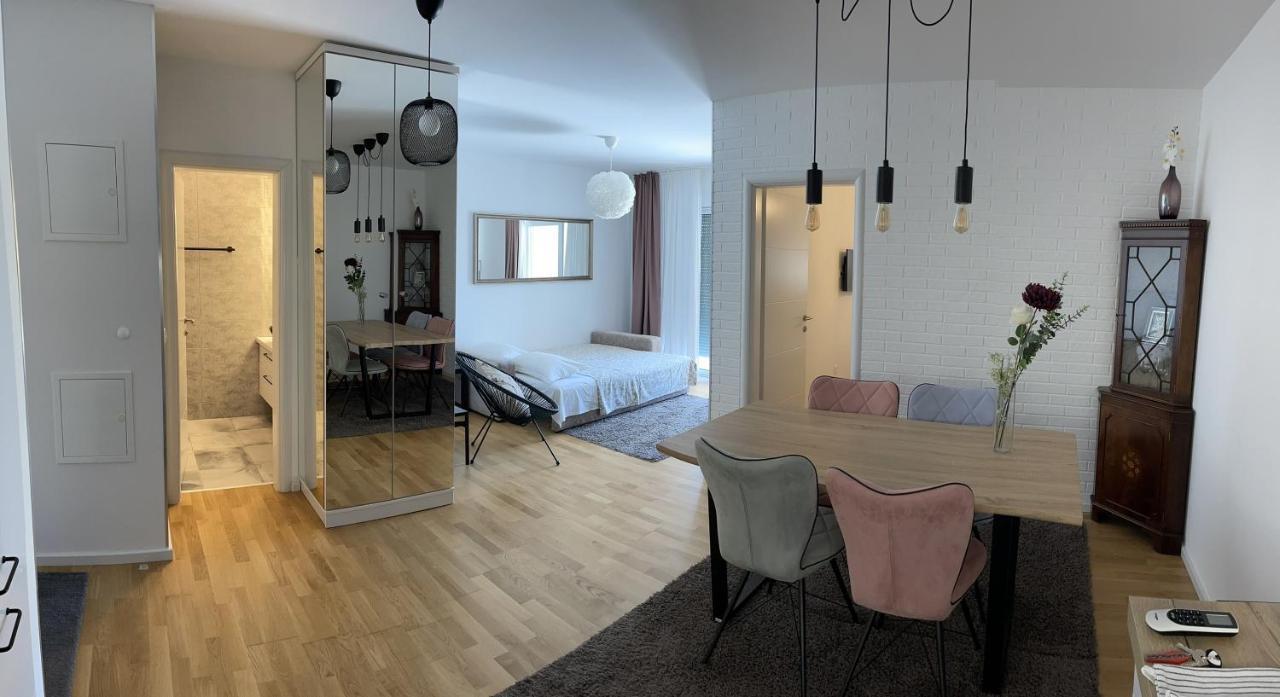 Apartment Leon มาคาร์สกา ภายนอก รูปภาพ
