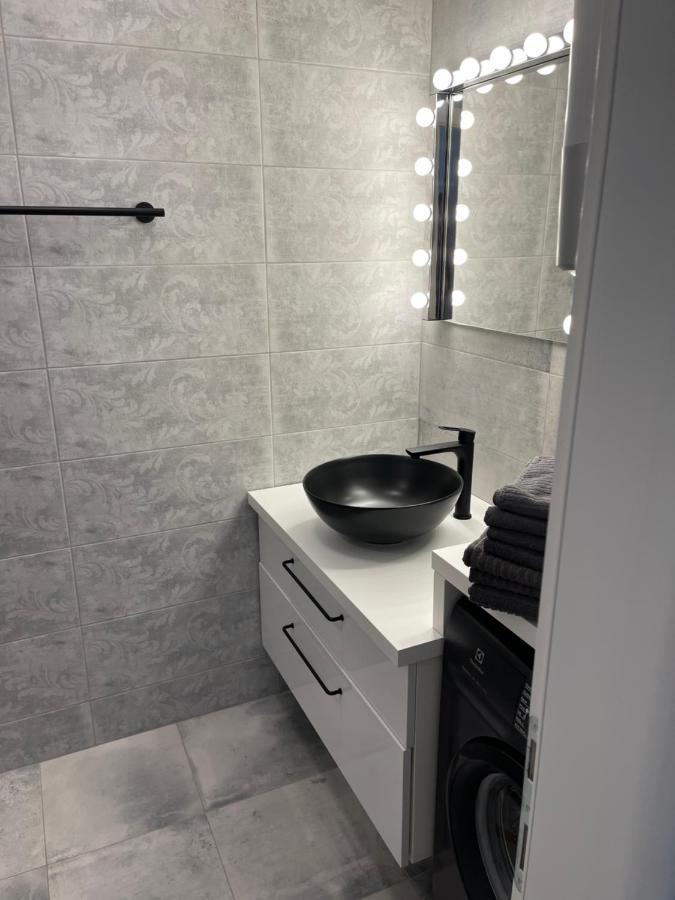 Apartment Leon มาคาร์สกา ภายนอก รูปภาพ